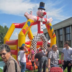 Hüpfburg Clown