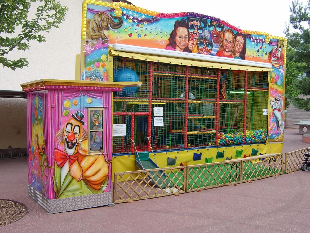 Spielhauswagen 