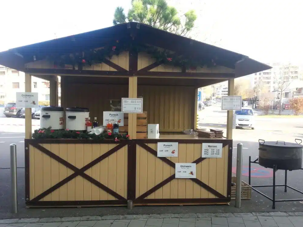 Chalet 2m x 3m